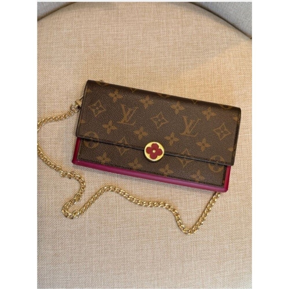 Louis Vuitton Flore Wallet Fuchsia Monogram + Gold Chain